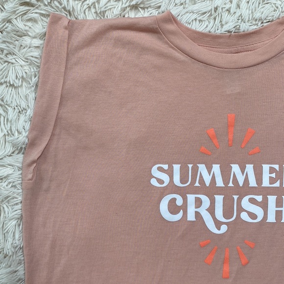 Nickel & Suede Graphic Hi Lo Tee 💗 Peach & White - Picture 5 of 12